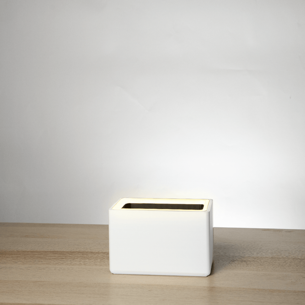 Retro Table LED Planter - Luna WhitePots & Planters